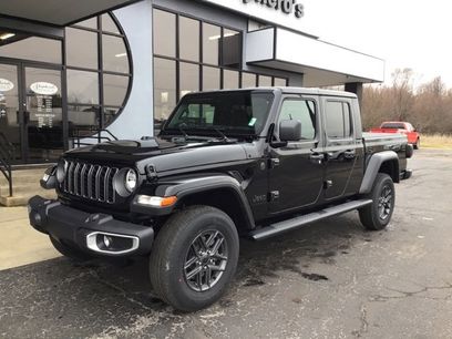 New 2025 Jeep Gladiator Sport