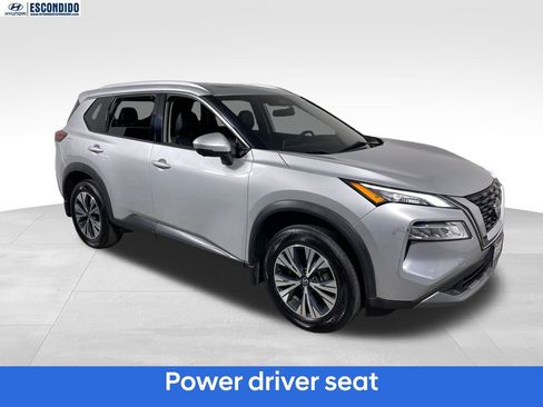 Used 2021 Nissan Rogue SV w/ Premium Package FWD image 7