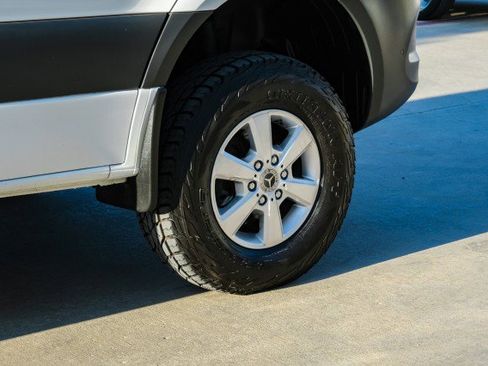 Used 2020 Mercedes-Benz Sprinter 2500 image 45