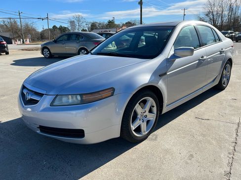 Used 2005 Acura TL image 2
