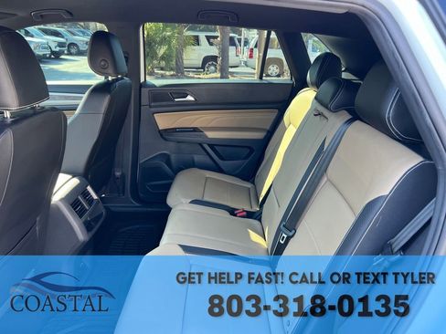 Used 2021 Volkswagen Atlas Cross Sport SE image 19