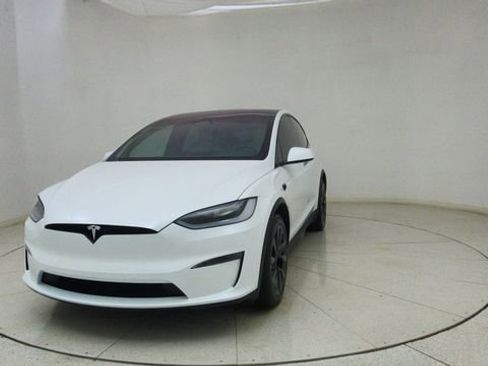 Used 2024 Tesla Model X image 63