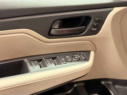 Used 2023 Honda Odyssey EX-L image 16