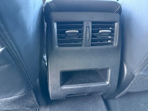 Used 2025 Mitsubishi Outlander SE AWD/4WD image 19