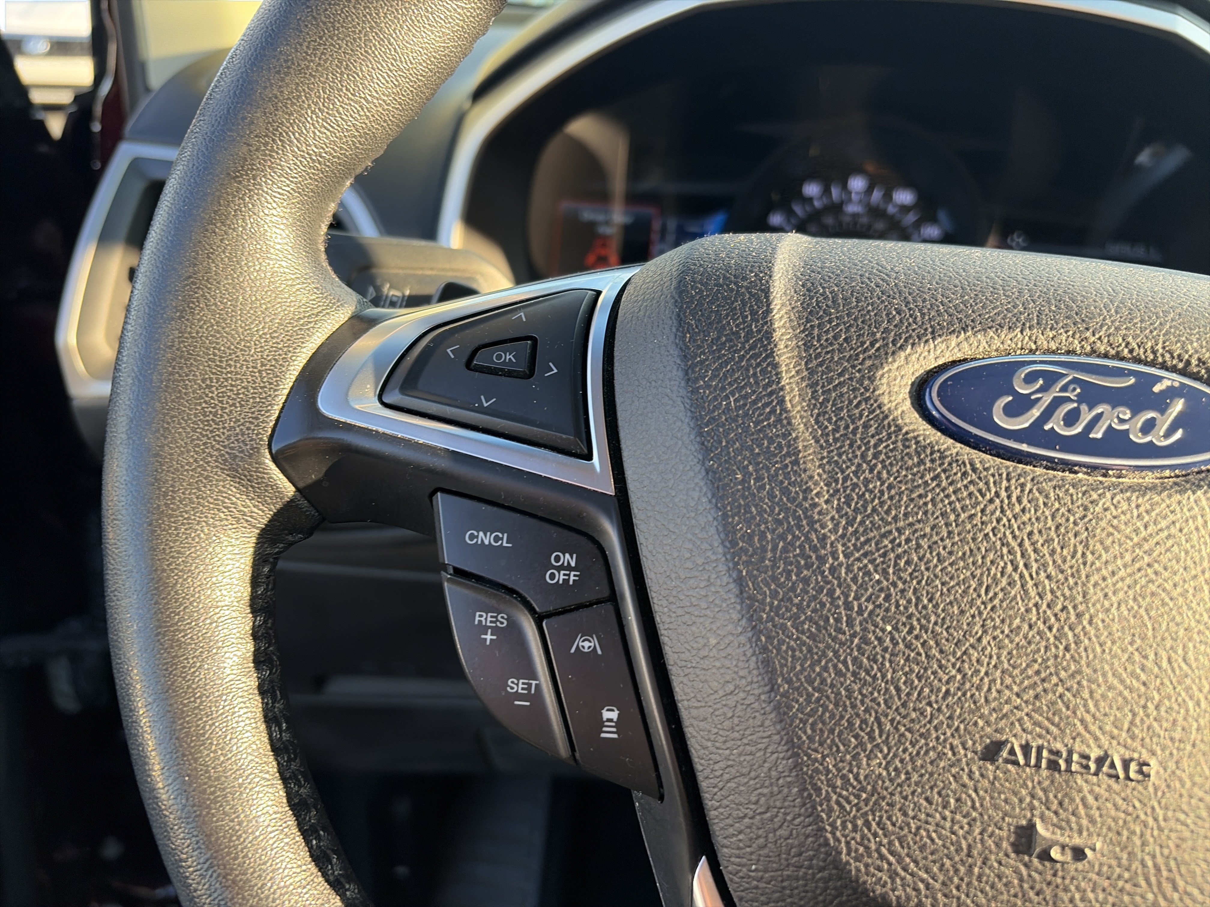 Used 2020 Ford Edge SEL w/ Convenience Package AWD/4WD image 26