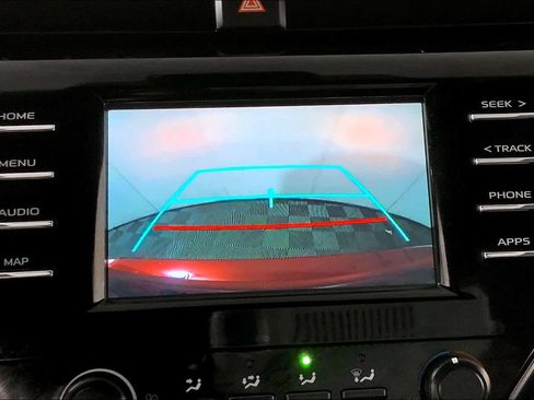 Used 2019 Toyota Camry LE image 25