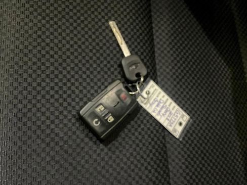 Used 2018 Chevrolet Silverado 1500 LT w/ All Star Edition image 30