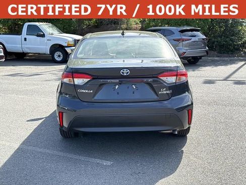 Used 2023 Toyota Corolla LE FWD image 3