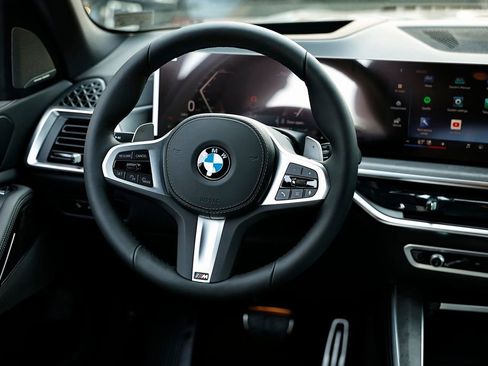 New 2026 BMW X5 xDrive40i w/ M Sport Package image 28