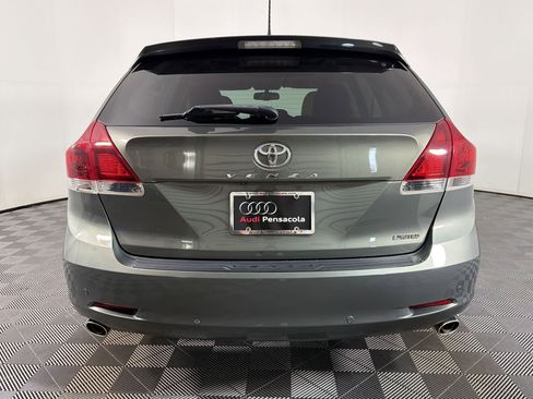 Used 2014 Toyota Venza Limited w/ Tow Prep Package image 8