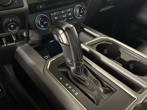 Used 2017 Ford F150 Raptor w/ Equipment Group 802A Luxury AWD/4WD image 23