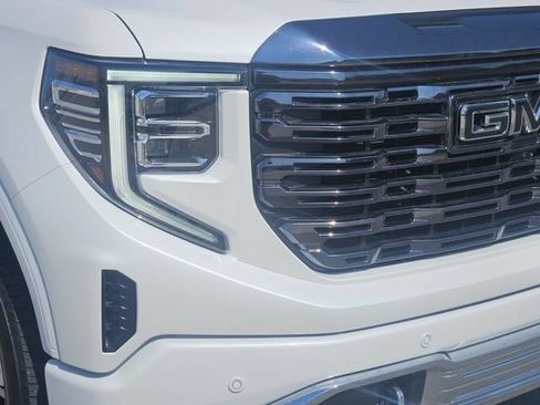 Used 2024 GMC Sierra 1500 Denali Ultimate AWD/4WD image 8