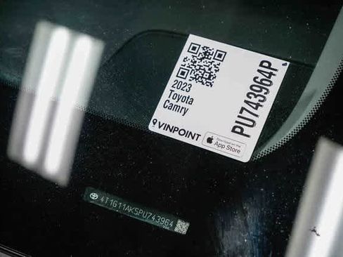 Used 2023 Toyota Camry SE image 28