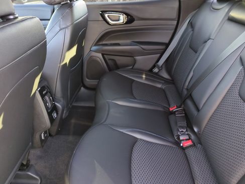 New 2026 Jeep Compass Latitude image 17