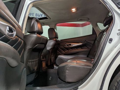 Used 2016 INFINITI Q70 L 3.7 w/ Deluxe Touring Package image 20