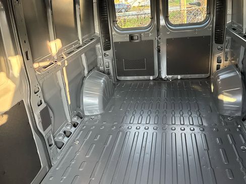 New 2026 RAM ProMaster 3500 w/ Premium Convenience Group image 24