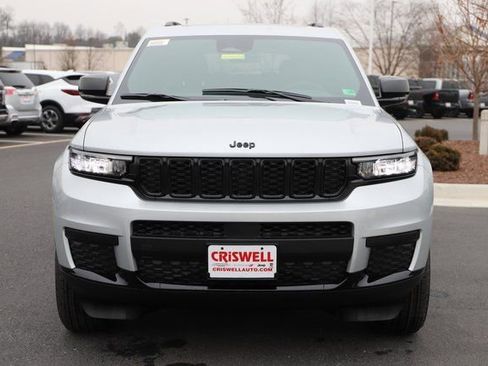 New 2025 Jeep Grand Cherokee L Altitude AWD/4WD image 6