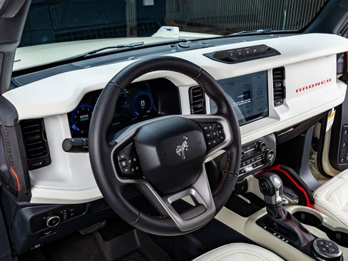 Used 2026 Ford Bronco Heritage Edition image 16