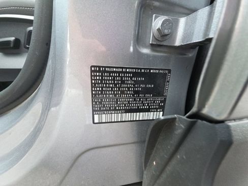 Certified 2023 Volkswagen Taos SE AWD/4WD image 30