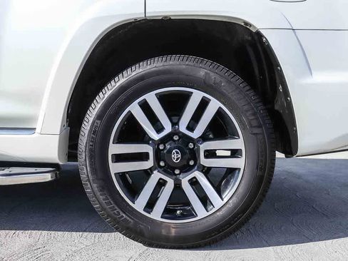 Used 2018 Toyota 4Runner Limited RWD image 10