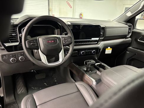 New 2026 GMC Sierra 1500 SLT w/ SLT Premium Plus Package AWD/4WD image 26