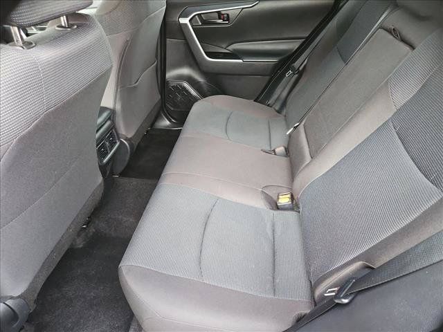 Used 2025 Toyota RAV4 LE AWD/4WD image 24