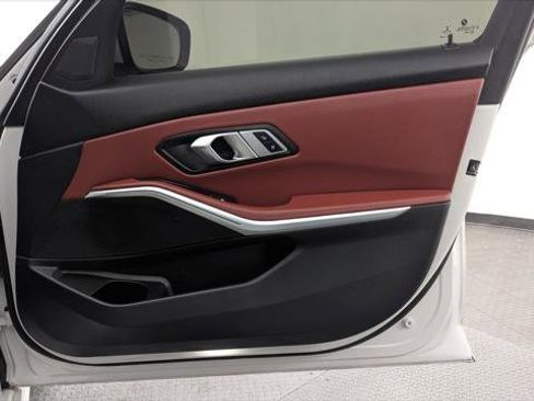 Used 2022 BMW 330i Sedan image 23