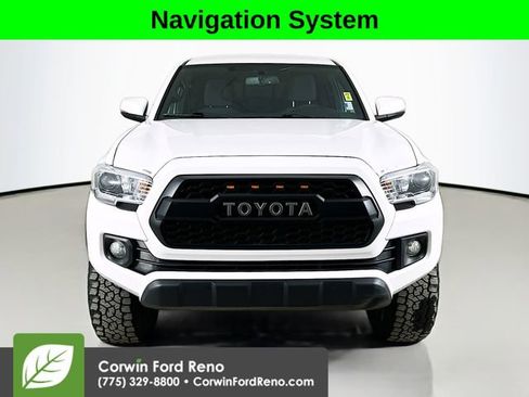 Used 2017 Toyota Tacoma TRD Off-Road AWD/4WD image 2