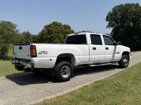 Used 2005 GMC Sierra 3500 SLT w/ Heavy-Duty Power Package AWD/4WD image 22