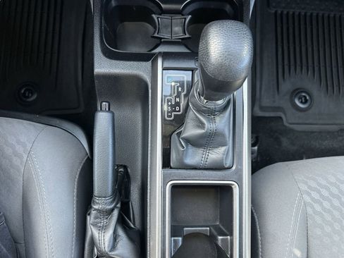 Used 2022 Toyota Tacoma SR5 w/ Technology Package image 30