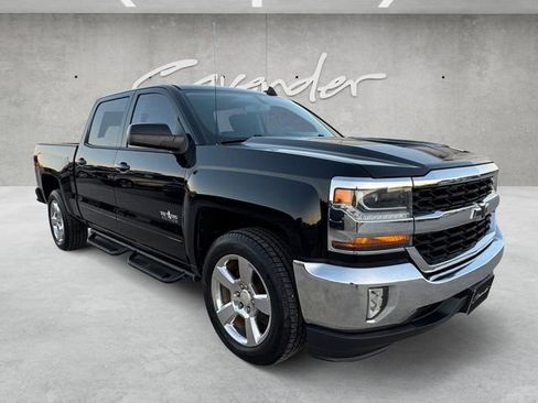 Used 2017 Chevrolet Silverado 1500 LT w/ Texas Edition image 2