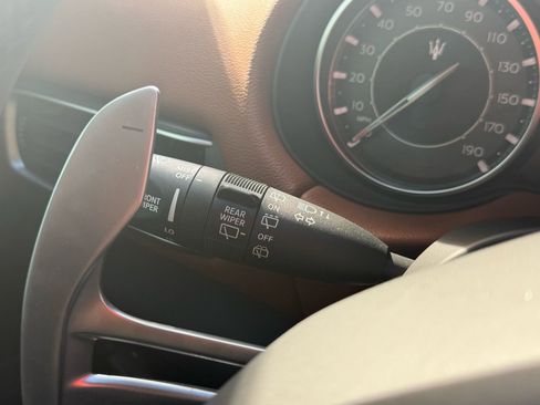 Certified 2022 Maserati Levante Modena image 45