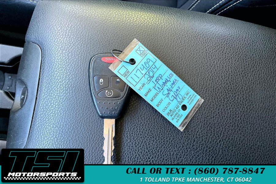 Used 2014 Jeep Wrangler Unlimited Sahara w/ Dual Top Group AWD/4WD image 9