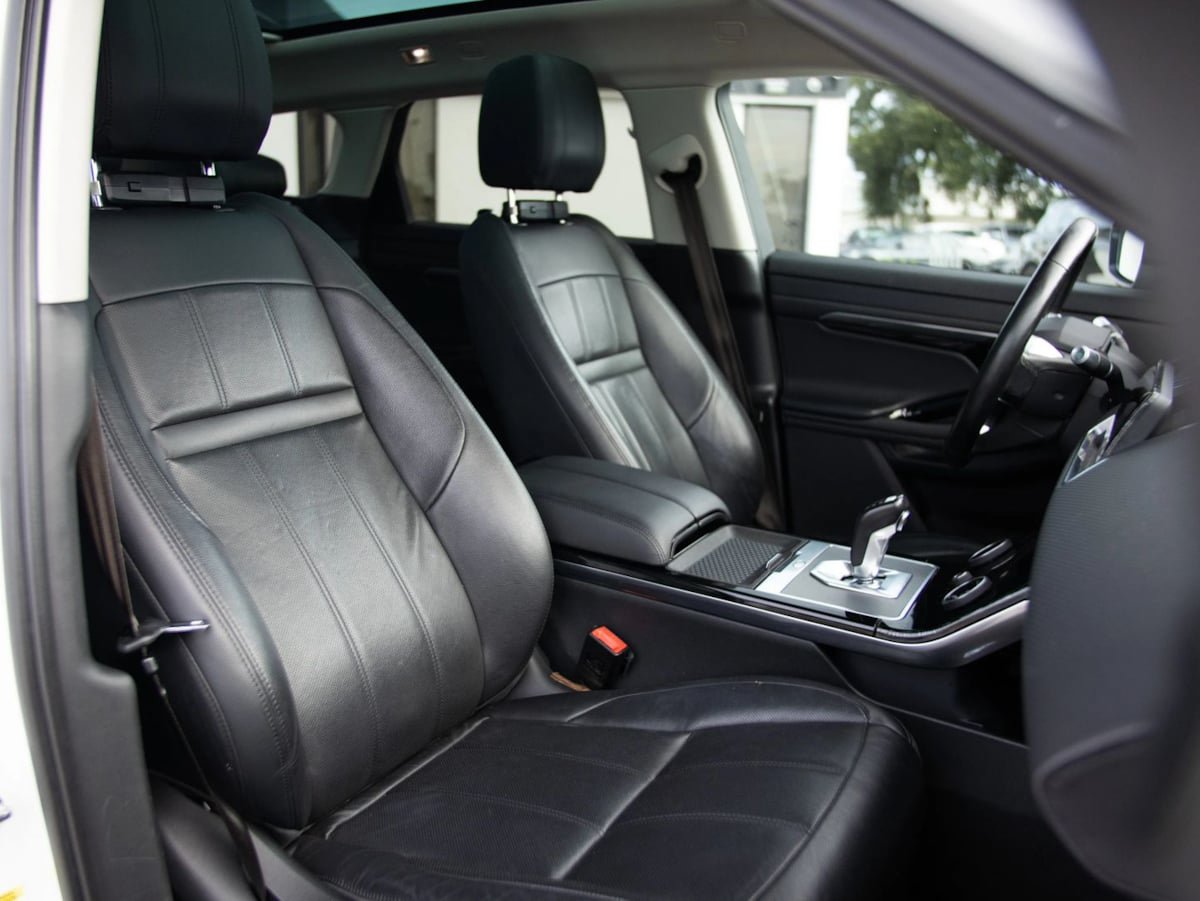 Used 2020 Land Rover Range Rover Evoque S AWD/4WD image 21