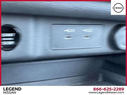 Used 2024 Nissan Rogue SV AWD/4WD image 25