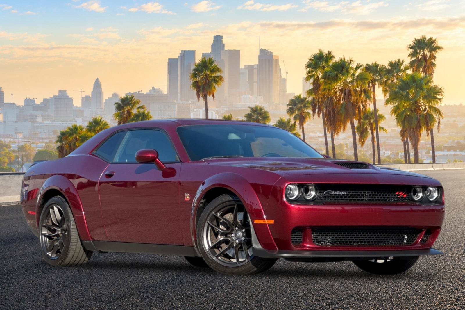 Used 2022 Dodge Challenger R/T Scat Pack RWD image 2