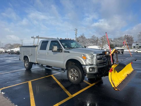 Used 2012 Ford F350 Lariat w/ FX4 Off Road Pkg image 4