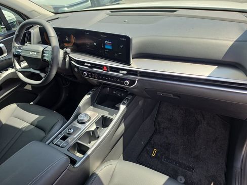 New 2026 Kia Sorento EX FWD image 12