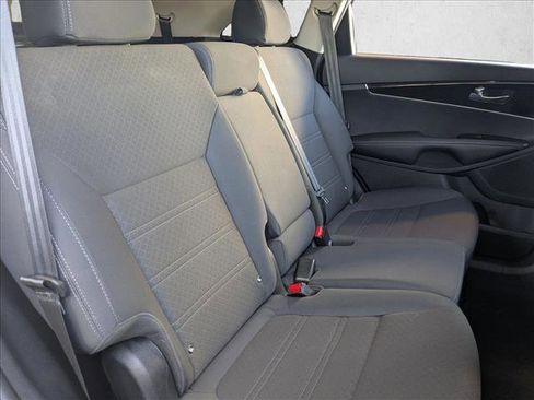 Used 2020 Kia Sorento L image 20