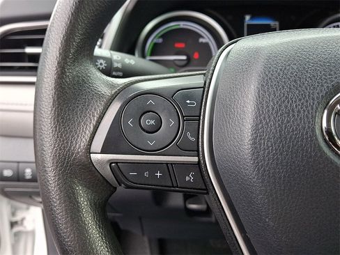 Used 2022 Toyota Camry LE image 20