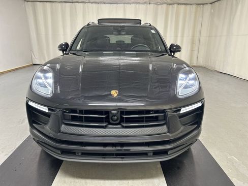 Used 2024 Porsche Macan AWD/4WD image 4