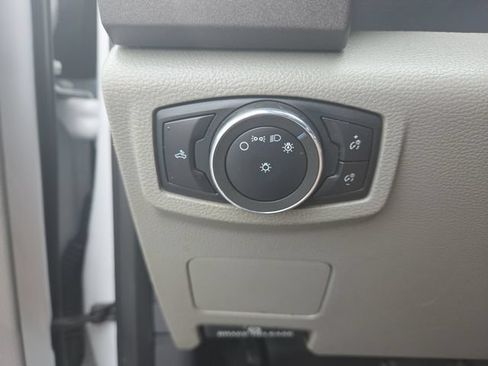 Used 2022 Ford F250 XL w/ Power Equipment Group AWD/4WD image 34