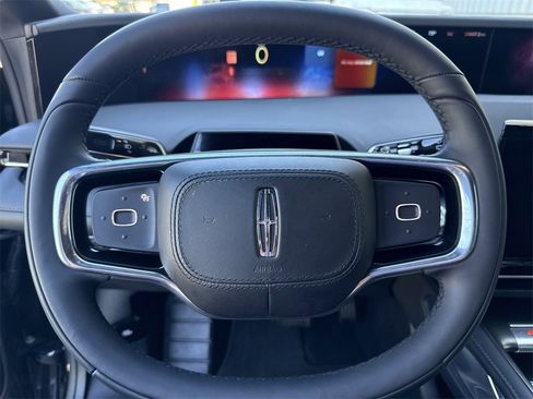 Used 2024 Lincoln Nautilus Reserve w/ Jet Appearance Package (87T) image 23