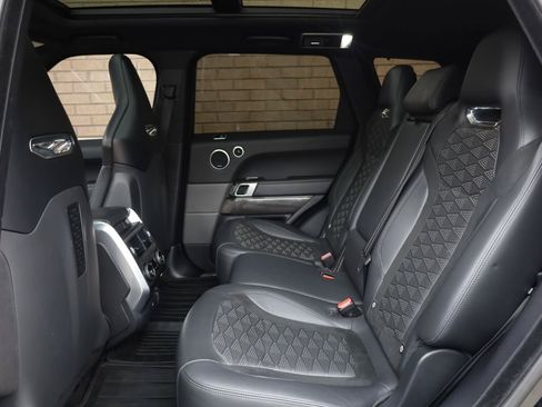 Used 2019 Land Rover Range Rover Sport SVR AWD/4WD image 24