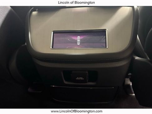 New 2026 Lincoln Navigator L Reserve AWD/4WD image 22
