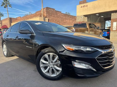 Used 2020 Chevrolet Malibu LT image 3