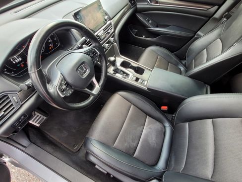 Used 2022 Honda Accord Sport image 2