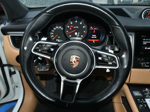 Used 2017 Porsche Macan GTS AWD/4WD image 26