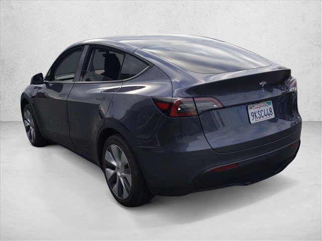 Used 2023 Tesla Model Y 2WD image 7