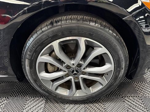 Used 2018 Mercedes-Benz C 300 C 300 4MATIC AWD 4dr Sedan image 16